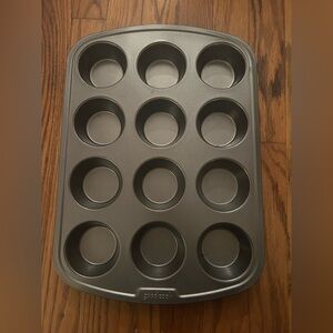 Good Cook Grey Muffin Cupcake Tin - Perfect for Holiday Baking